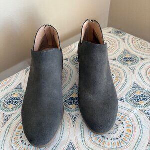 Reaction Kenneth Cole suede booties